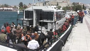 EGE'DE YASA DIŞI GEÇİŞLE MÜCADELE