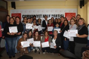 CHP’DEN KADIN KOLLARINA TEŞEKKÜR