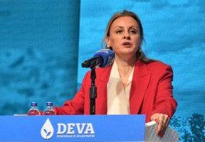 Çandarlı Limanı’nın akıbetini sordu