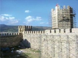 Çandarlı’nın kalbi tarihi kalede atıyor