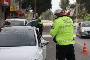 18 BİN 261 SÜRÜCÜYE PARA CEZASI