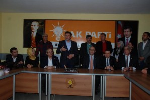 AK PARTİ MİLLETVEKİLLERİNDEN ALİAĞA ÇIKARMASI