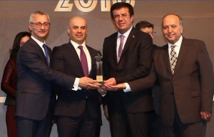 EGE İHRACATÇI BİRLİKLERİ’NDEN PETKİM’E ÇİFTE ÖDÜL