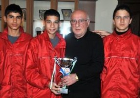 ALİAĞASPOR’U 14 FUTBOL TAKIMI UŞAK’TA