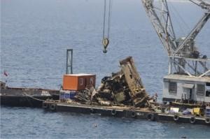 Gemi 4, 5 Ayda  Söküldü