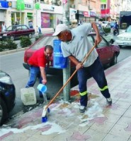 TEMİZLİK TİMLERİ İŞ BAŞINDA