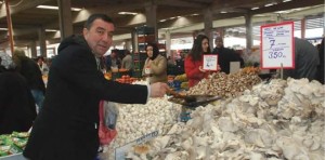 İSTİRİDYE MANTANTARI ALİAĞA'DA ÇOK POPÜLER