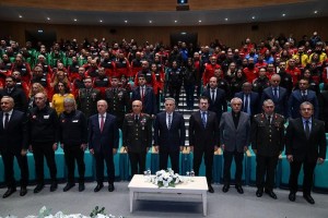 Depremlerde yaşamını yitirenler anıldı