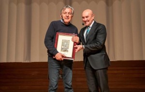 Belediye yöneticileriyle buluştu