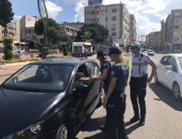 EMNİYET VATANDAŞLARIN BAYRAMINI KUTLADI