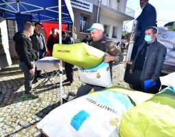 ÜRETİCİYE YEM  BİTKİSİ DESTEĞİ SÜRÜYOR