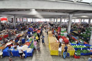 PAZARYERİ KARIŞTI...