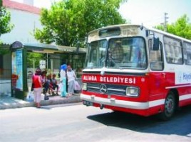 ALİAĞA, “BELEDİYE OTOBÜSLERİNİ” GERİ İSTİYOR