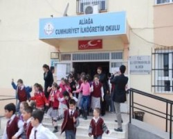 Okul 1 dakika 46 saniyede boşaltıldı