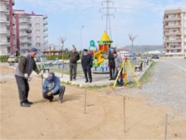 Belediyeden 5 mahalleye 8 park