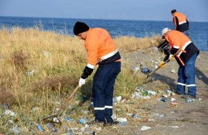 ARKA PLAJLAR TEMİZLENDİ