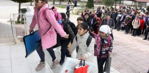 YENİ DÖNEM DERS ZİLİ ÇALDI