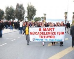 8 Mart yürüyüşle kutlandı