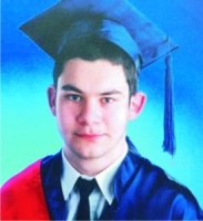 Yalınayak ölüme gitti