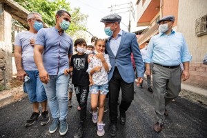 SOYER: "MAHALLELERİN YAŞAM KONFORUNU YÜKSELTİYORUZ"