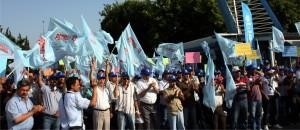 TÜPRAŞ İŞÇİLERİNDEN 3. UYARI EYLEMİ