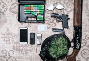 YASA DIŞI SİLAH TİCARETİ OPERASYONUNDA 15 TUTUKLAMA