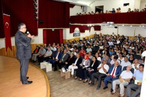 "KORUYUCU AİLE" KONULU SEMİNER FOÇA'DA YAPILDI