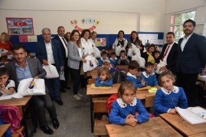 EBSO'DAN ÖĞRENCİLERE KIRTASİYE YARDIMI