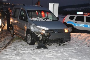 PETROL OFİSİ KAVŞAĞINDA TRAFİK KAZASI: 1 YARALI