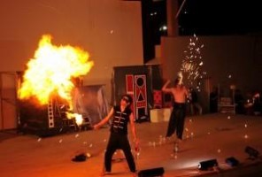 İllüzyonlar Sirki izleyenleri büyüledi