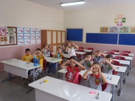 ÖĞRENCİLER YENİ OKULLARINA ‘MERHABA’ DEDİ