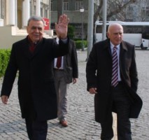 ALİAĞA'YI PAYLAŞTILAR