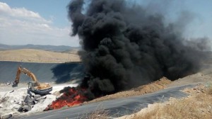 ATIK ALANINDA YANGIN