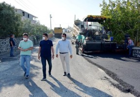 YOL ÇALIŞMALARINI YERİNDE İNCELEDİ