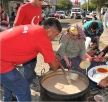 HELVACI’DA ASKER YEMEĞİ DÜZENLENDİ