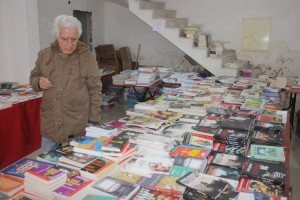 ALİAĞALI EMEKLİLER OKUMAYI SEVİYOR