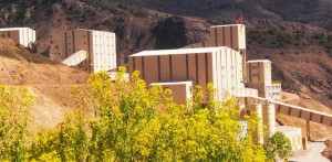 FETÖ MALLARI SATILIYOR