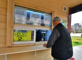 “HALK EKMEK” MODELİ YÜZLERİ GÜLDÜRDÜ