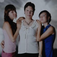 ANNELERİNİ ÖLDÜREN KIZLARLA İLGİLİ İLGİNÇ KARAR