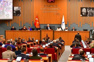 Deprem bölgesindeki çiftçilere yem desteği