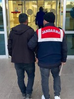 Terör propagandası suçlamasıyla 10 kişiye gözaltı