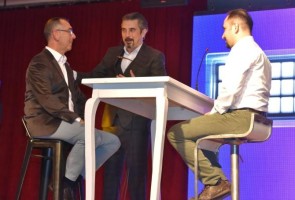 İHSAN VAROL’A ALİAĞA’DA YOĞUN İLGİ