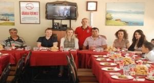 Çakıltaşı'ndan engellilere kahvaltı