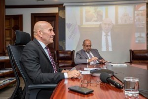 FİKİR ÖNDERLERİ FORUMU'NDA PROJELERİNİ ANLATTI