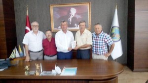 ALİAĞALI EMEKLİLERDEN BAŞKAN ŞAHİN’E TEŞEKKÜR