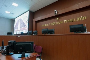 FETÖ'DE TANIKLAR DİNLENİYOR