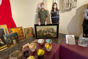 400 TARİHİ ESER ELE GEÇİRİLDİ