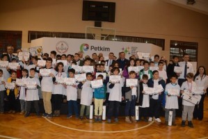 ALİAĞA’DA GELENEKSEL SATRANÇ TURNUVASI