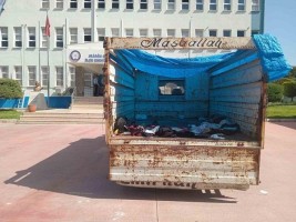 Göçmen kaçakçısı 24 düzensiz göçmenle yakalandı