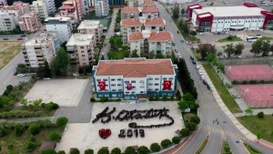 653 ÖĞRENCİ ATATÜRK İMZASI OLUŞTURDU